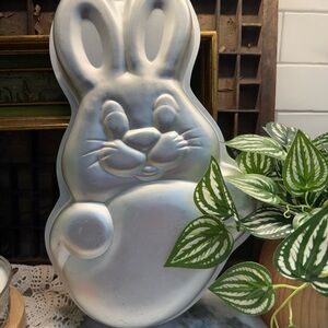 Wilton vintage Bunny cakepan